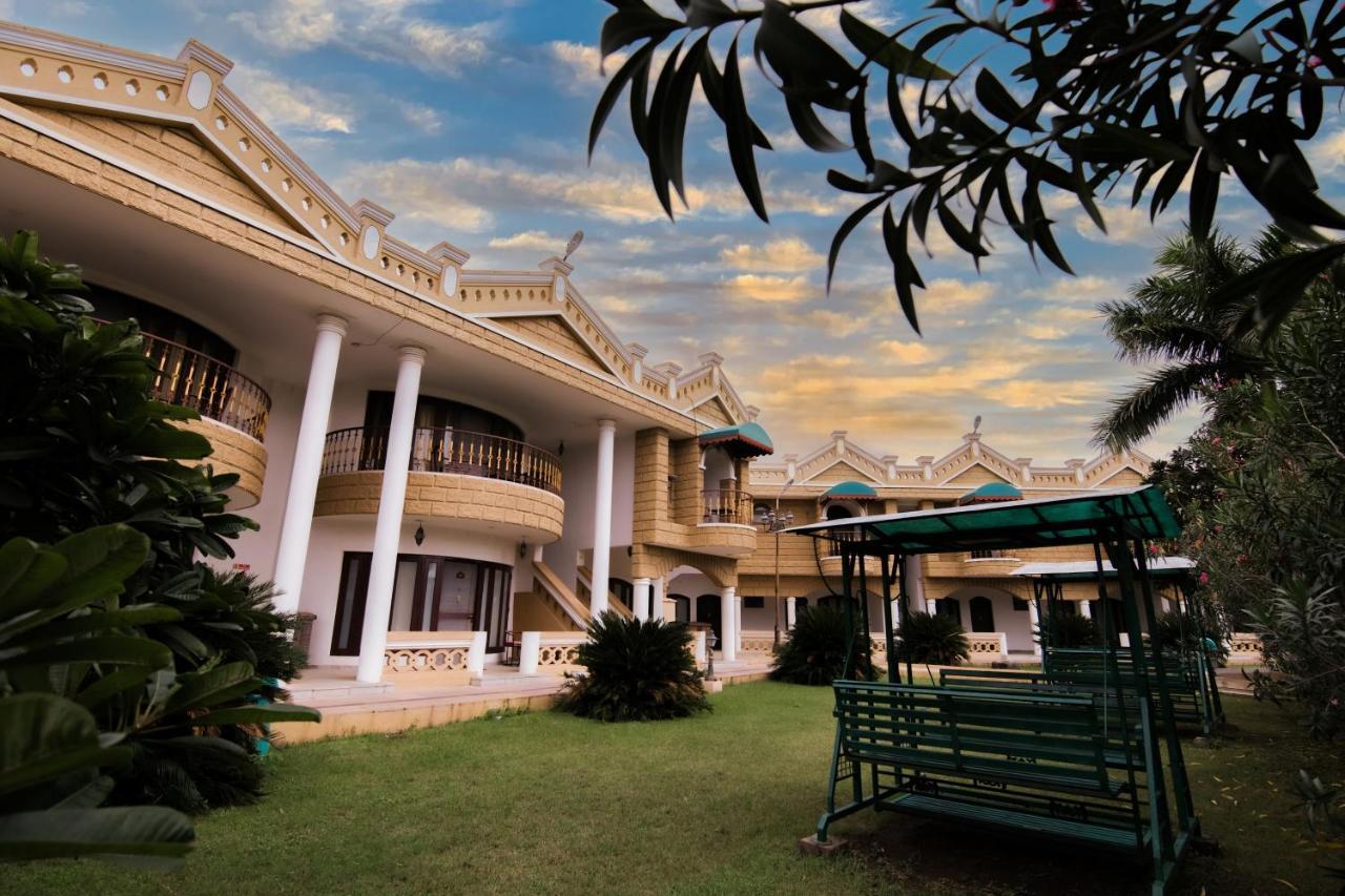 Heritage Khirasara Palace Раджкот Екстер'єр фото